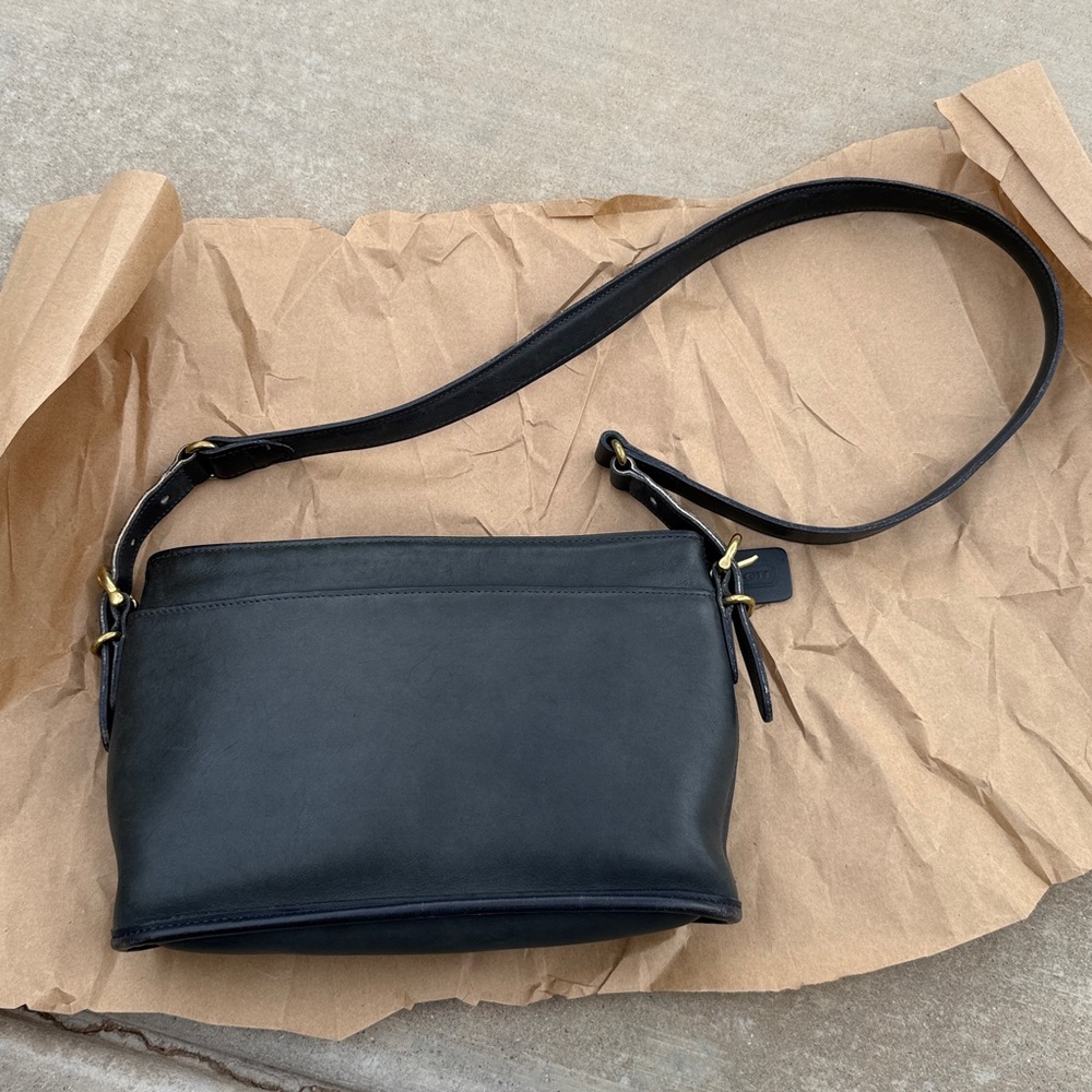 Coach Vintage Equestrian Slim Crossbody Shoulder Bag Navy